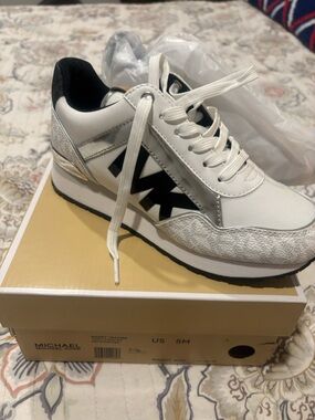 MICHAEL Michael Kors White and Black Platform Sneakers